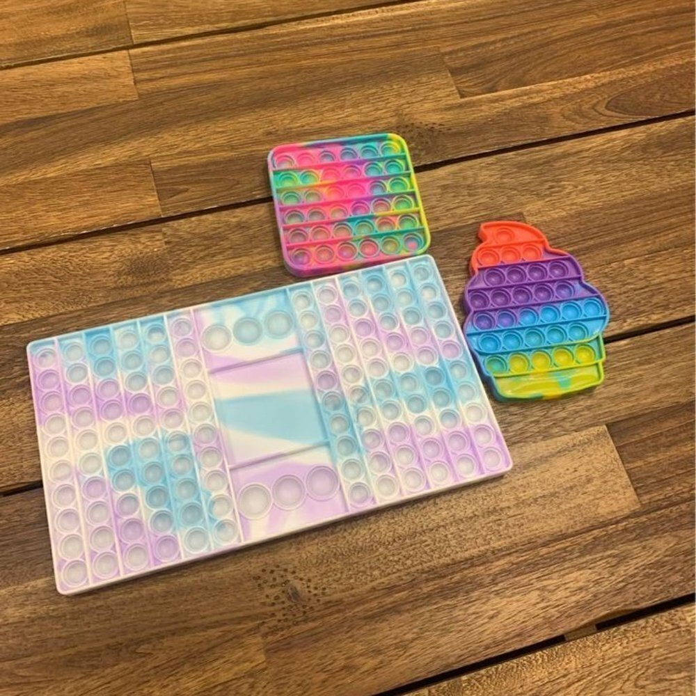 𝅺pop ITS- girls lot. 3 pieces. Brand new condition.